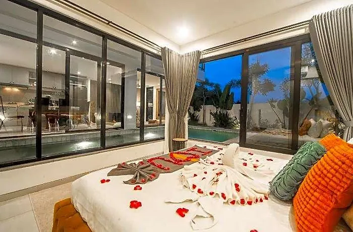 Alsava & Canggu Otel 4*